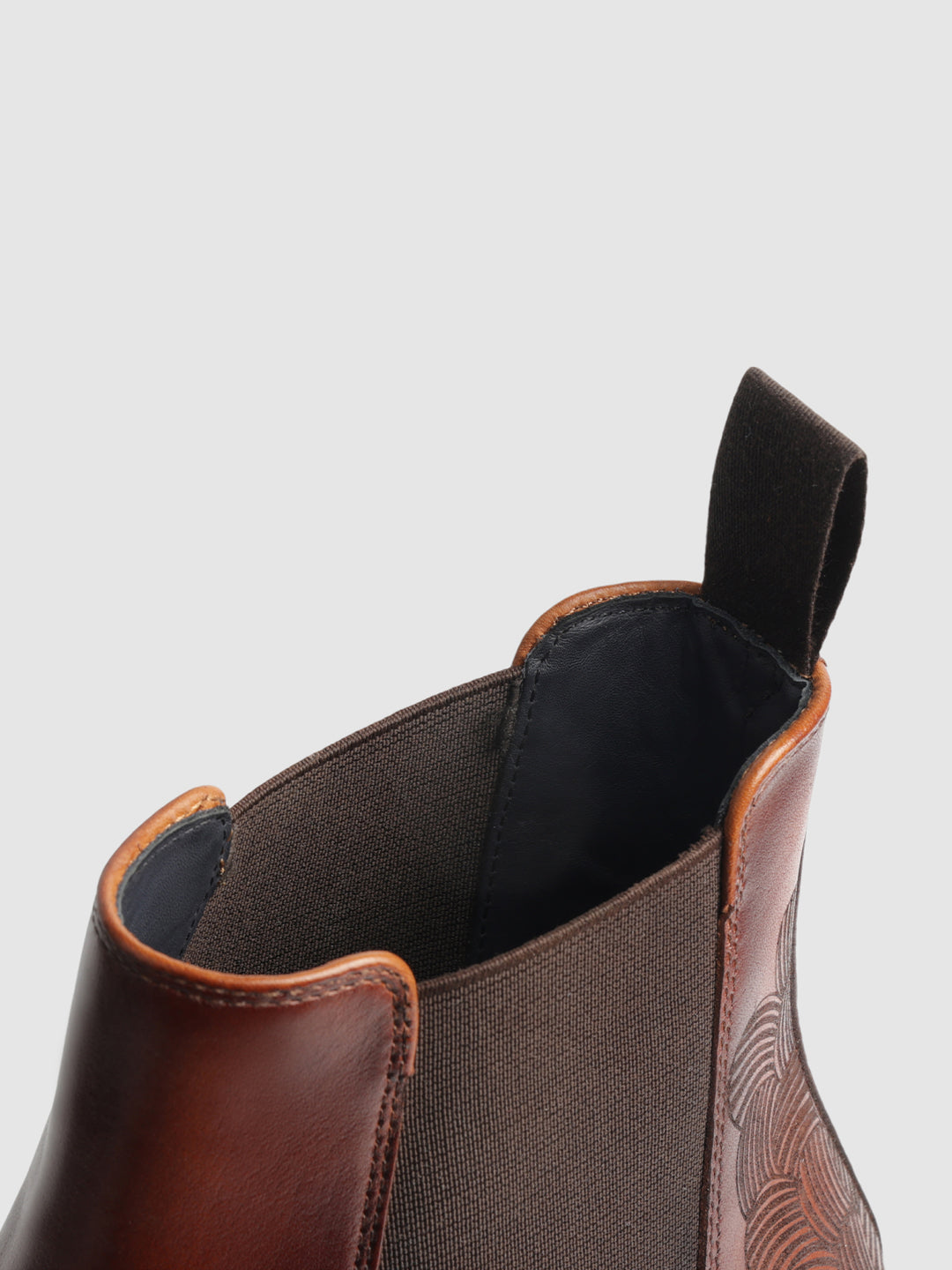 Diciotto Chelsea Boot | TAN