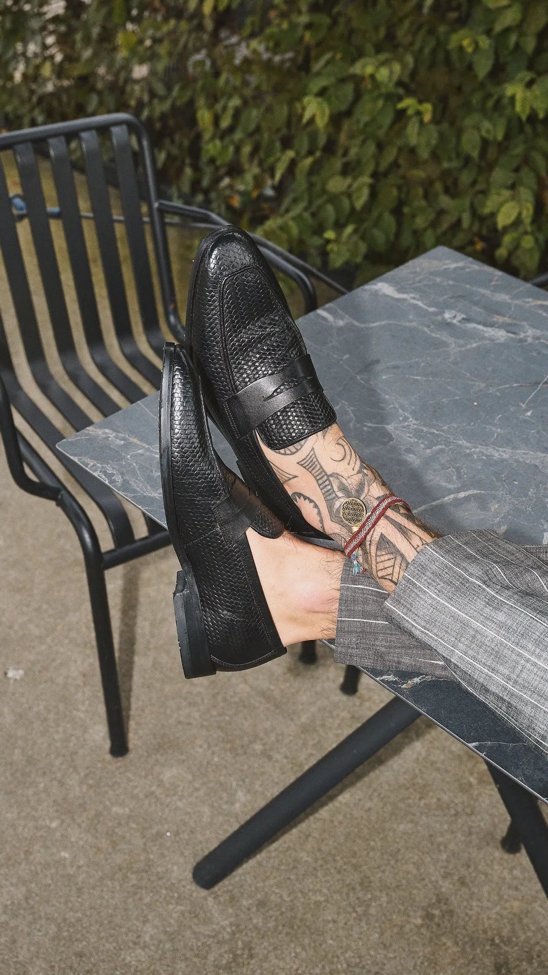 Loafer - (Black)