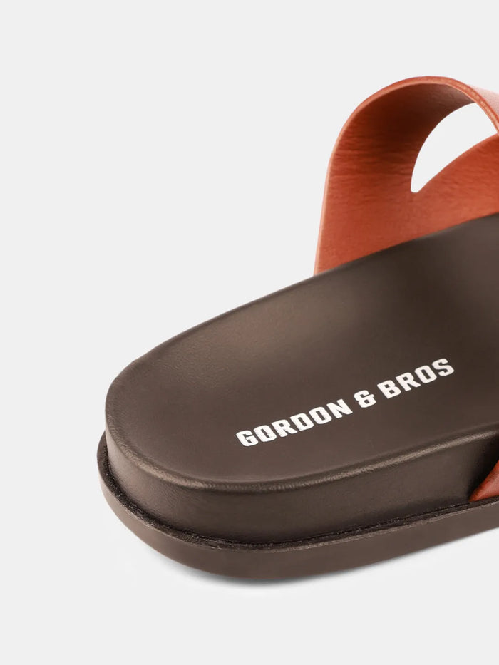 CLASSIC CROSS STRAP SANDALS | 38 TAN
