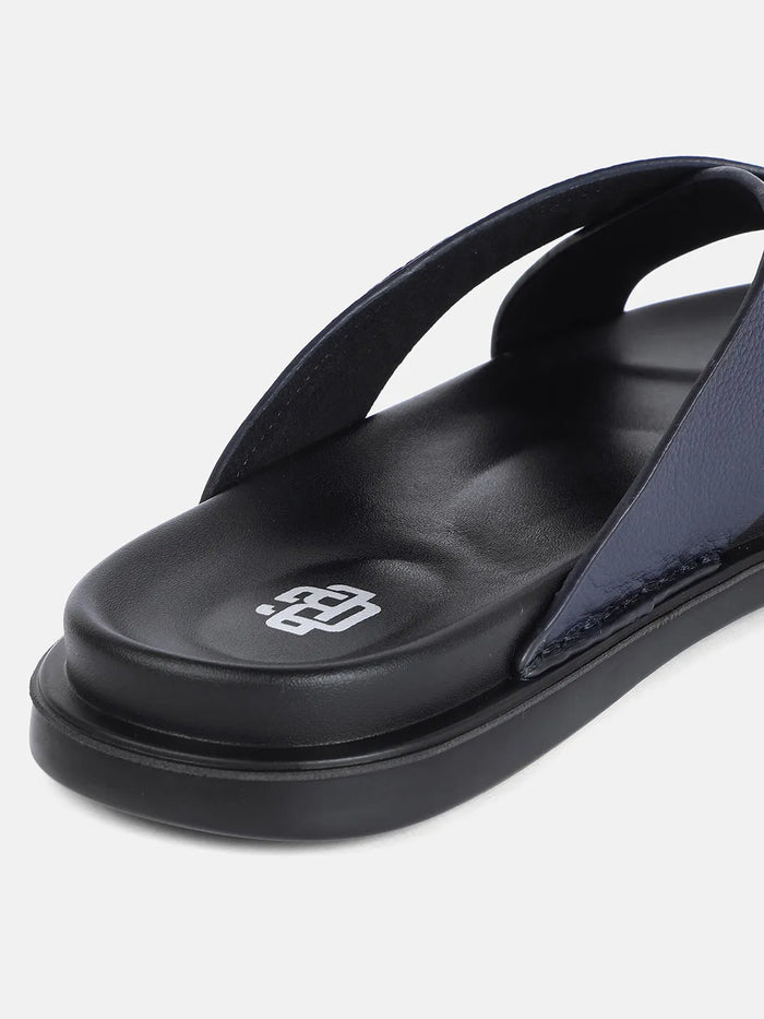 SIGNATURE STRIPE SANDALS