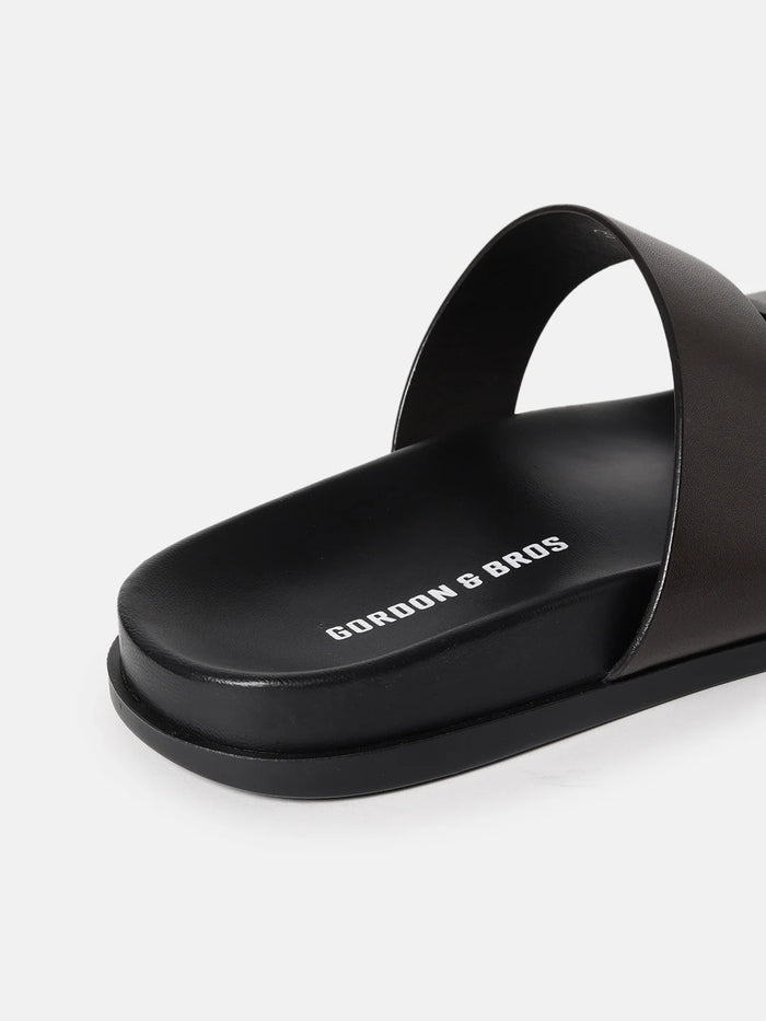 PREMIUM TOE LOOP SANDALS | 39 BROWN