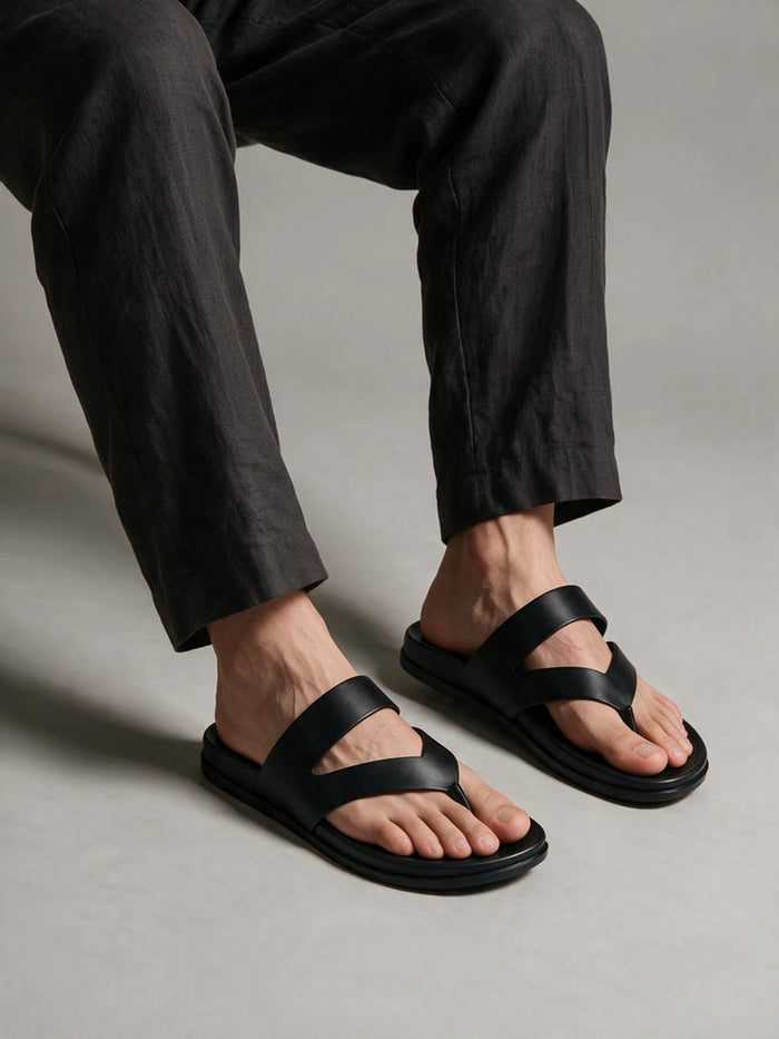CLASSIC CROSS STRAP SANDALS | 38 BLACK